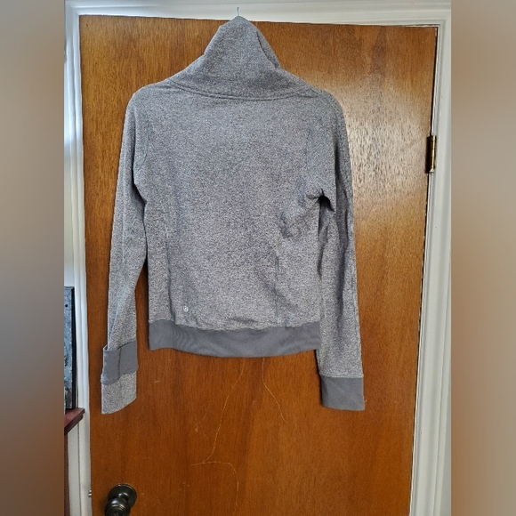 Lululemon - Be Present Jacket - Picture 7 of 14